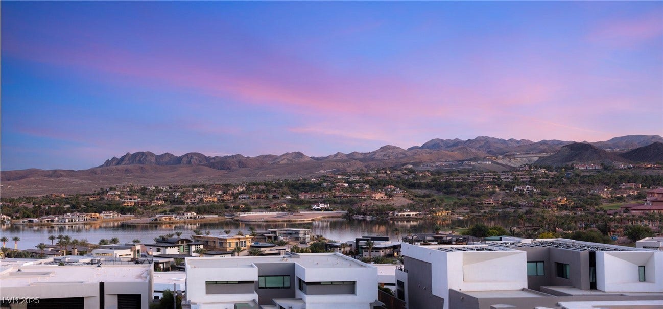 20 Highland Cove Lane, Henderson, NV 89011