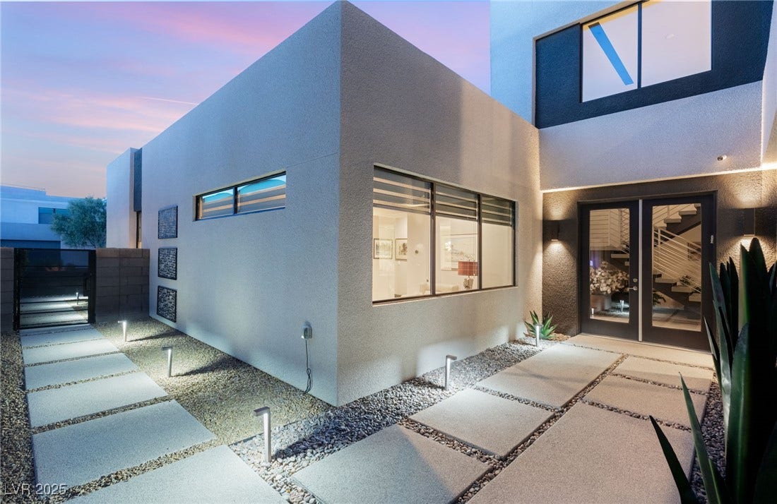 20 Highland Cove Lane, Henderson, NV 89011