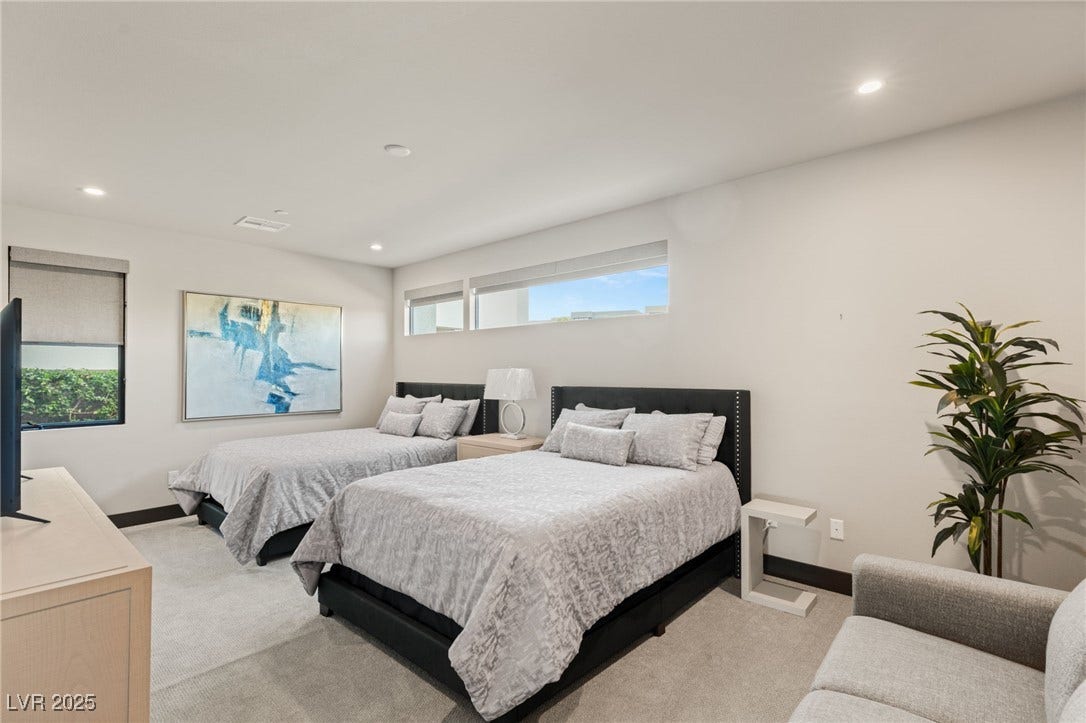 20 Highland Cove Lane, Henderson, NV 89011