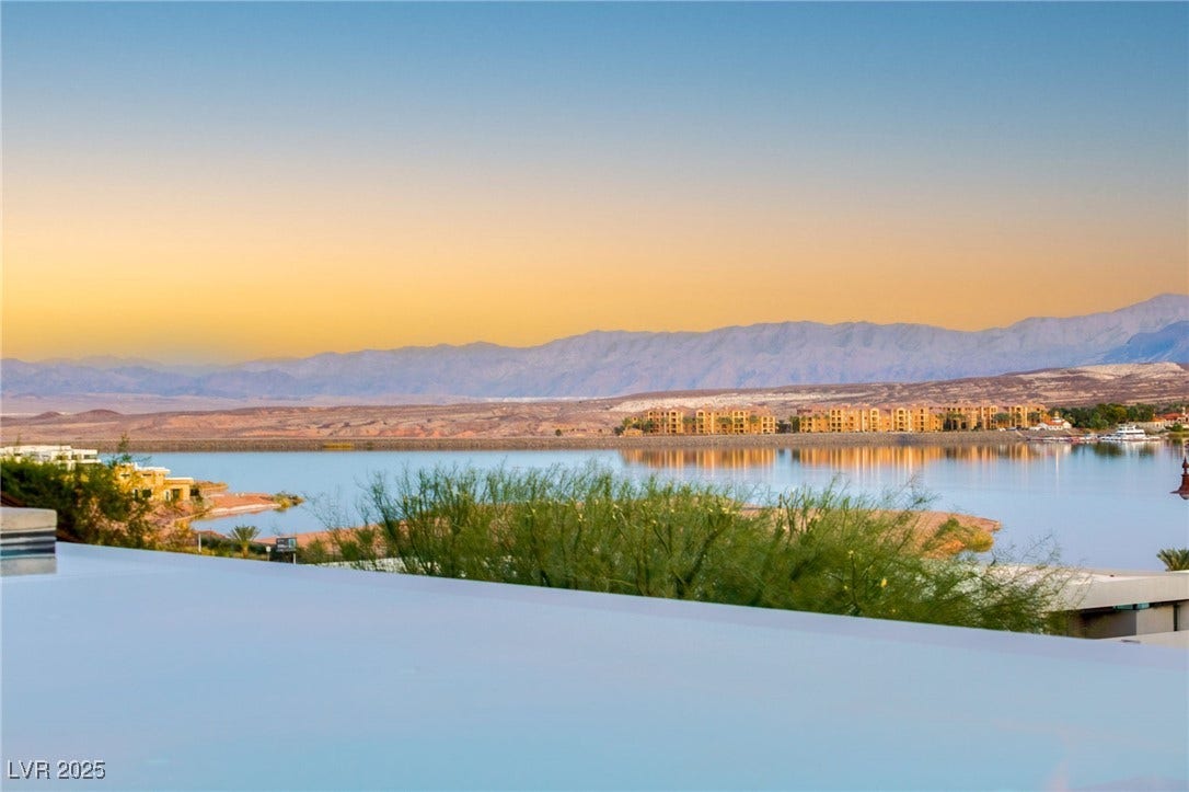 20 Highland Cove Lane, Henderson, NV 89011
