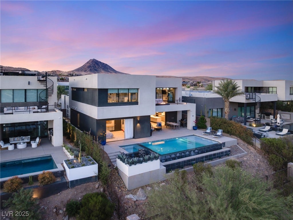 20 Highland Cove Lane, Henderson, NV 89011