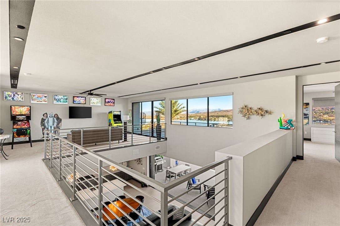 20 Highland Cove Lane, Henderson, NV 89011