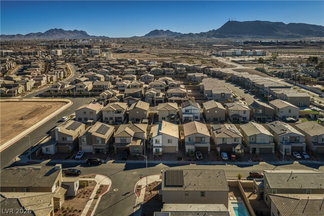 145 Rohan Crest Avenue, Henderson, NV 89011 145 Rohan Crest Avenue, Henderson, NV 89011