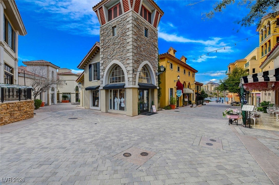 44 Caminito Amore, Henderson, NV 89011 Montelago Village Resort at Lake Las Vegas