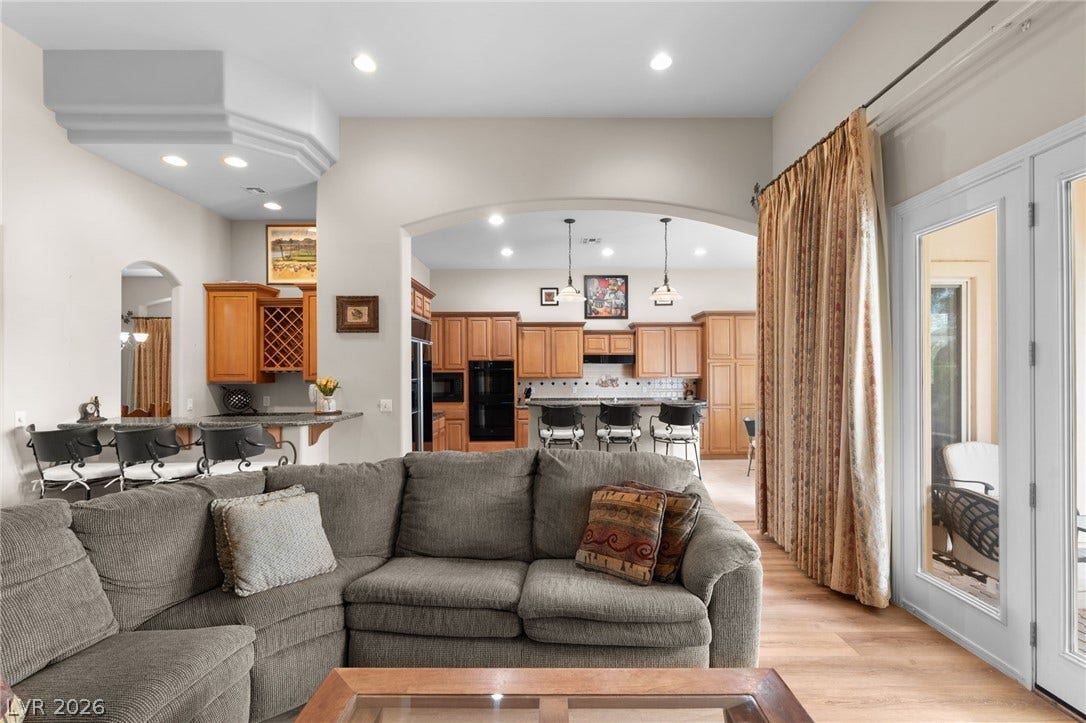 44 Caminito Amore, Henderson, NV 89011 44 Caminito Amore, Henderson, NV 89011