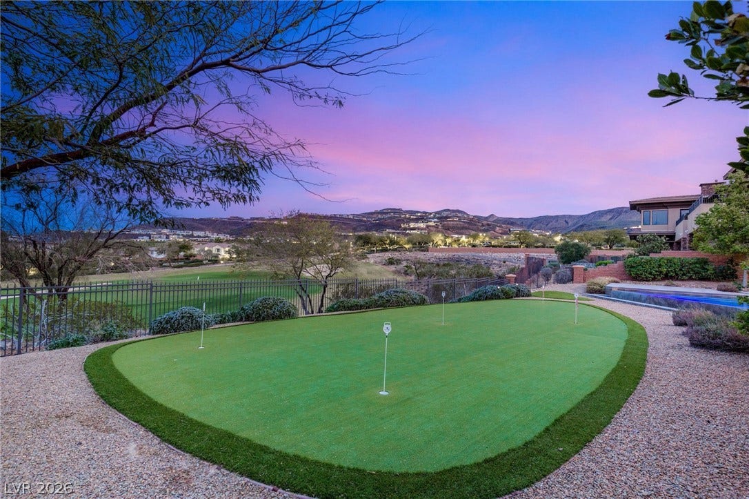 586 Lairmont Place, Henderson, NV 89012