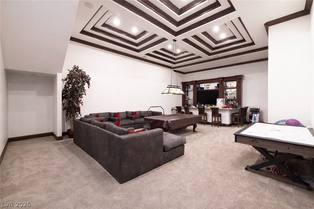 472 Saint Moritz Drive, Henderson, NV 89012 472 Saint Moritz Drive, Henderson, NV 89012