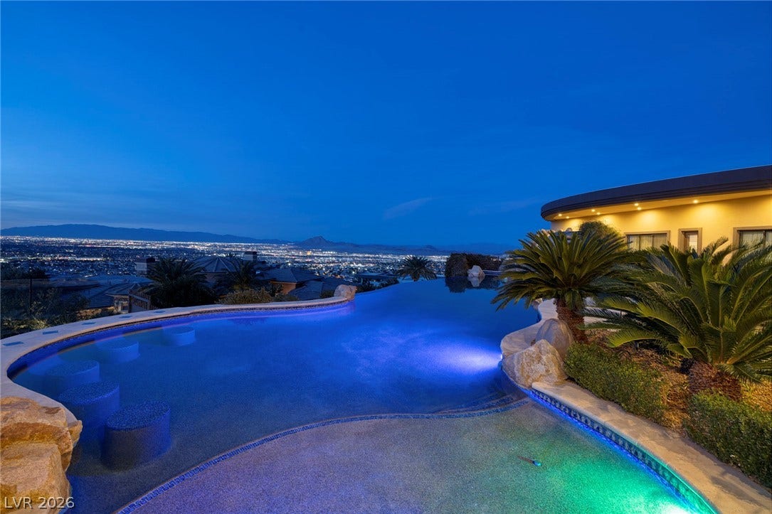 472 Saint Moritz Drive, Henderson, NV 89012 472 Saint Moritz Drive, Henderson, NV 89012