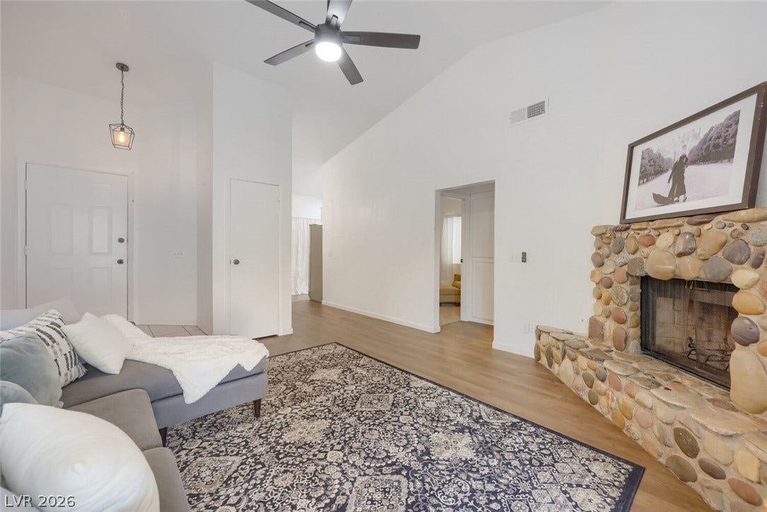 524 Crony Avenue, Henderson, NV 89011 524 Crony Avenue, Henderson, NV 89011