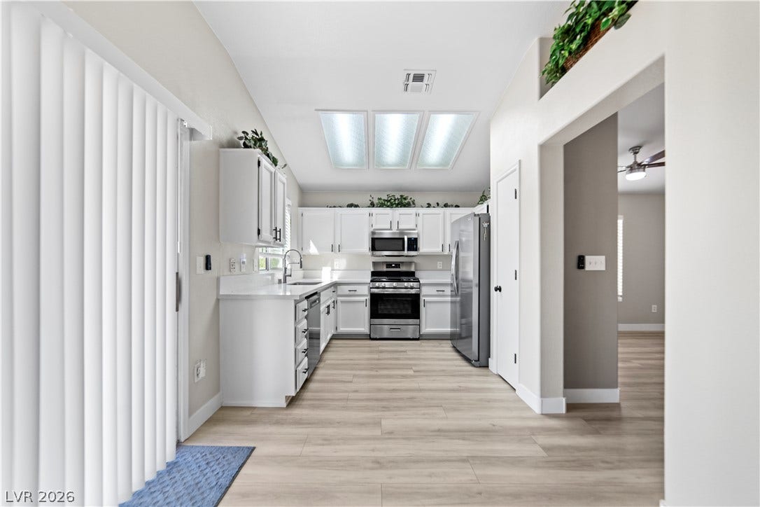 2154 High Mesa Drive, Henderson, NV 89012 2154 High Mesa Drive, Henderson, NV 89012