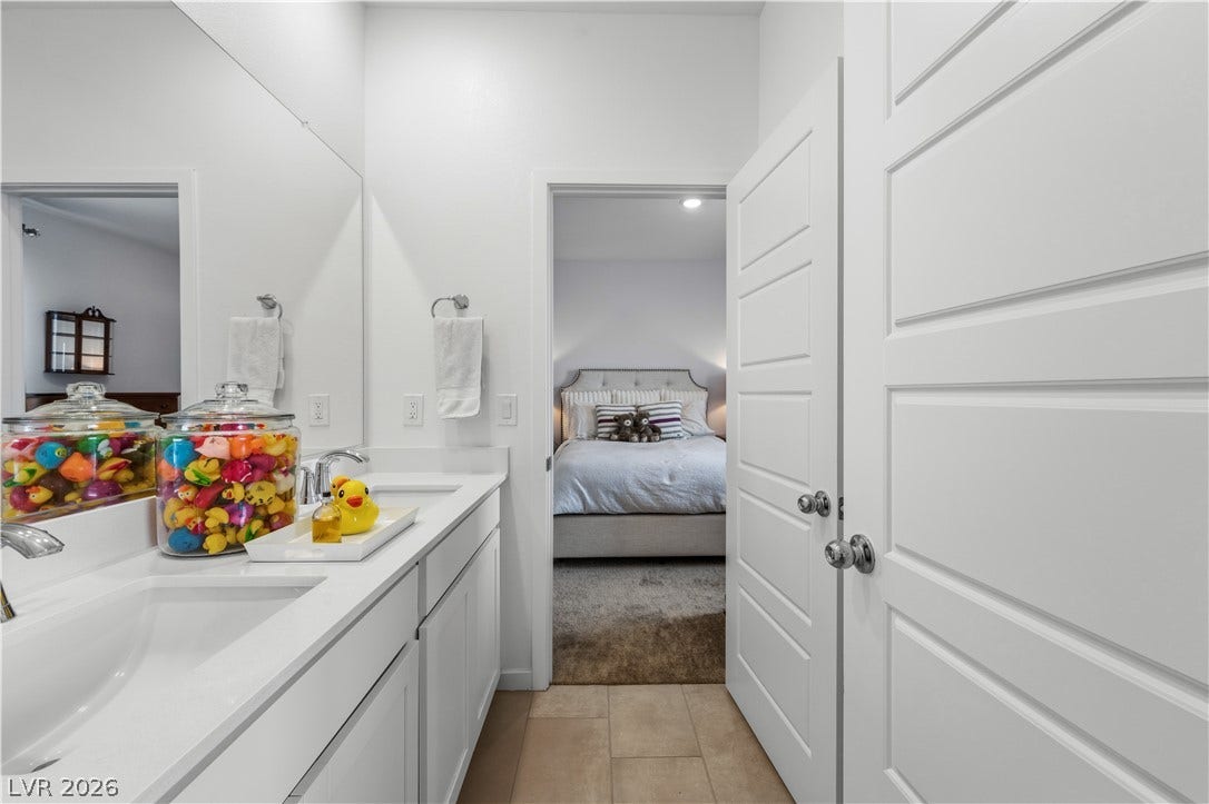 424 Isla Enclave Way, Henderson, NV 89011 424 Isla Enclave Way, Henderson, NV 89011