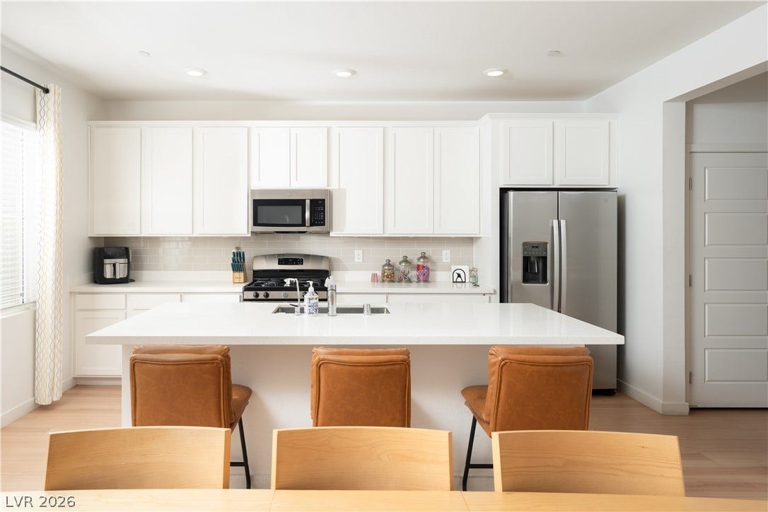424 Isla Enclave Way, Henderson, NV 89011 424 Isla Enclave Way, Henderson, NV 89011