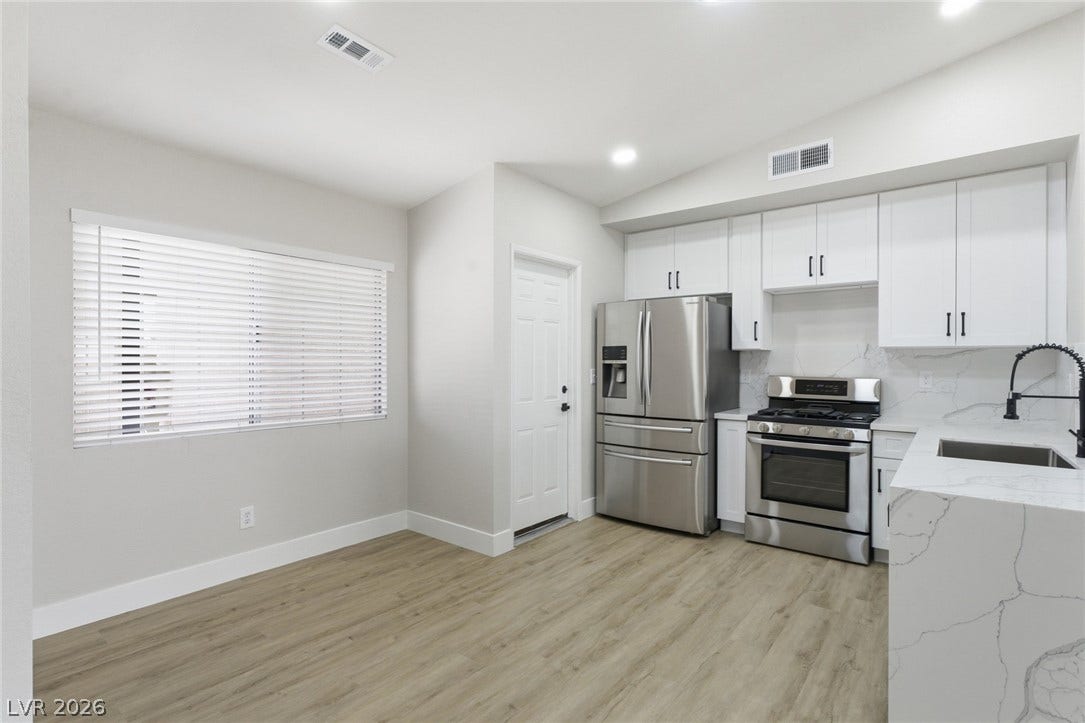 529 Close Avenue, Henderson, NV 89011 529 Close Avenue, Henderson, NV 89011