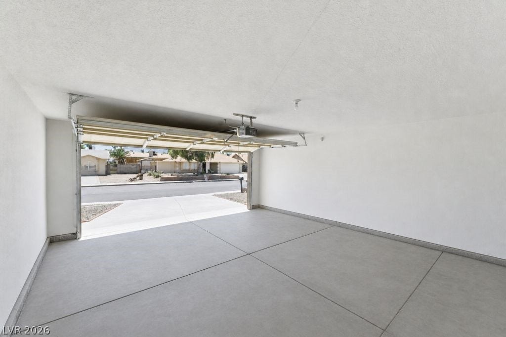 529 Close Avenue, Henderson, NV 89011 This spacious and clean garage provides ample parking and direct access to the inviting street.