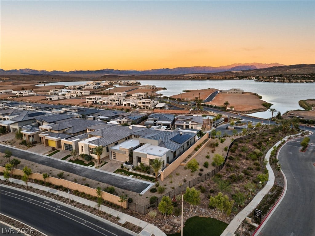 100 Tre Pietre Street, Henderson, NV 89011 100 Tre Pietre Street, Henderson, NV 89011