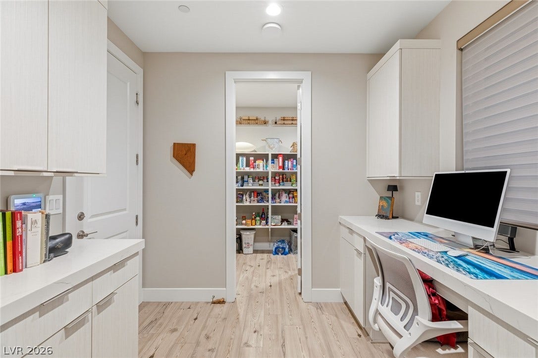 100 Tre Pietre Street, Henderson, NV 89011 100 Tre Pietre Street, Henderson, NV 89011