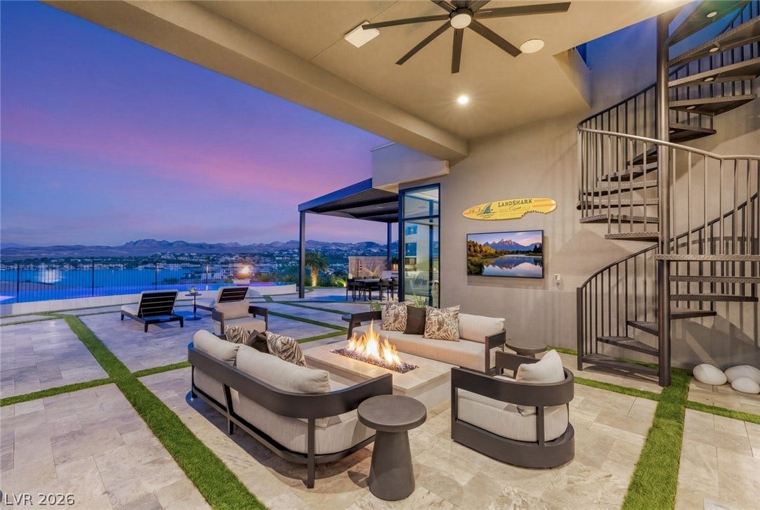 100 Tre Pietre Street, Henderson, NV 89011 100 Tre Pietre Street, Henderson, NV 89011