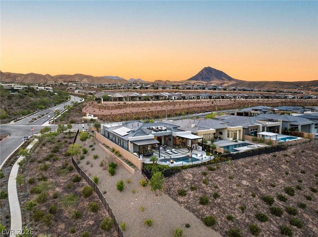 100 Tre Pietre Street, Henderson, NV 89011 100 Tre Pietre Street, Henderson, NV 89011