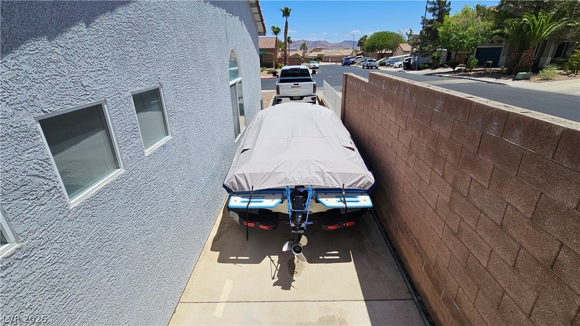 1019 Silver Retreat Court, Henderson, NV 89002 Over 26 ft of parking for toys or vehicles