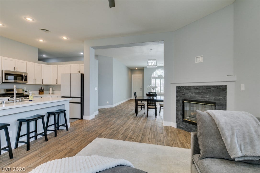1019 Silver Retreat Court, Henderson, NV 89002 1019 Silver Retreat Court, Henderson, NV 89002