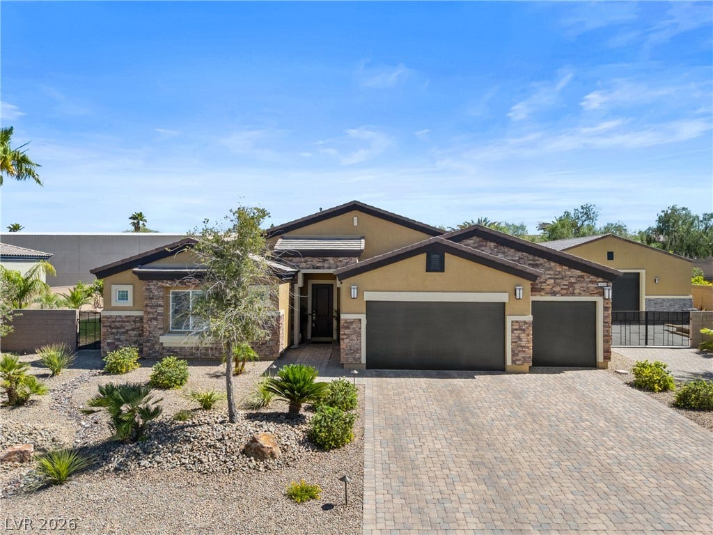 9095 Wing Shadow Circle, Las Vegas, NV 89129 9095 Wing Shadow Circle, Las Vegas, NV 89129