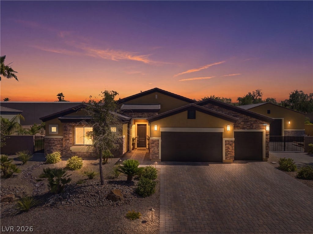 9095 Wing Shadow Circle, Las Vegas, NV 89129 Twilight