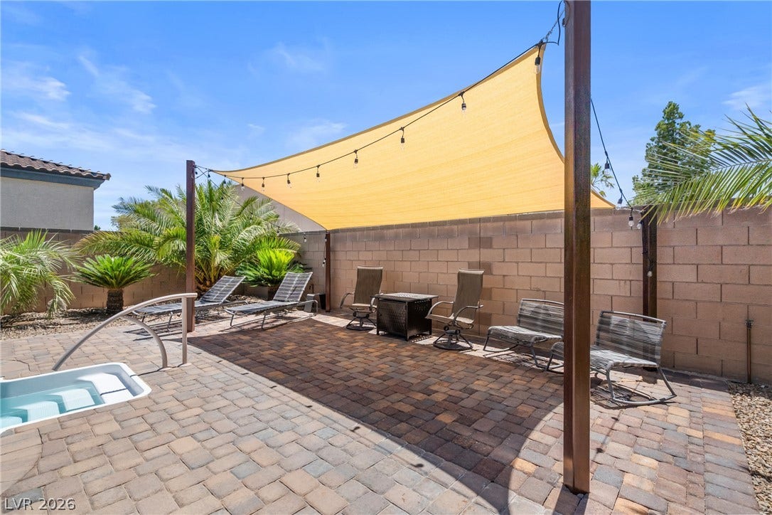 9095 Wing Shadow Circle, Las Vegas, NV 89129 9095 Wing Shadow Circle, Las Vegas, NV 89129