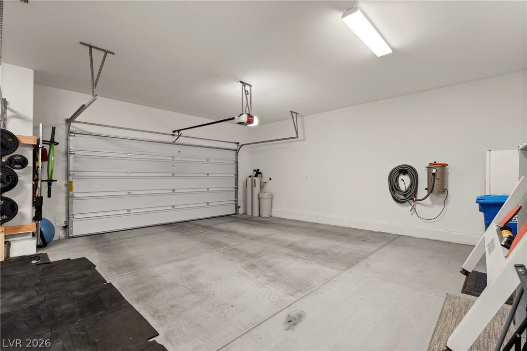 9095 Wing Shadow Circle, Las Vegas, NV 89129 3-Car Garage