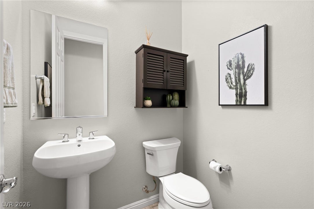 9095 Wing Shadow Circle, Las Vegas, NV 89129 Half Bathroom
