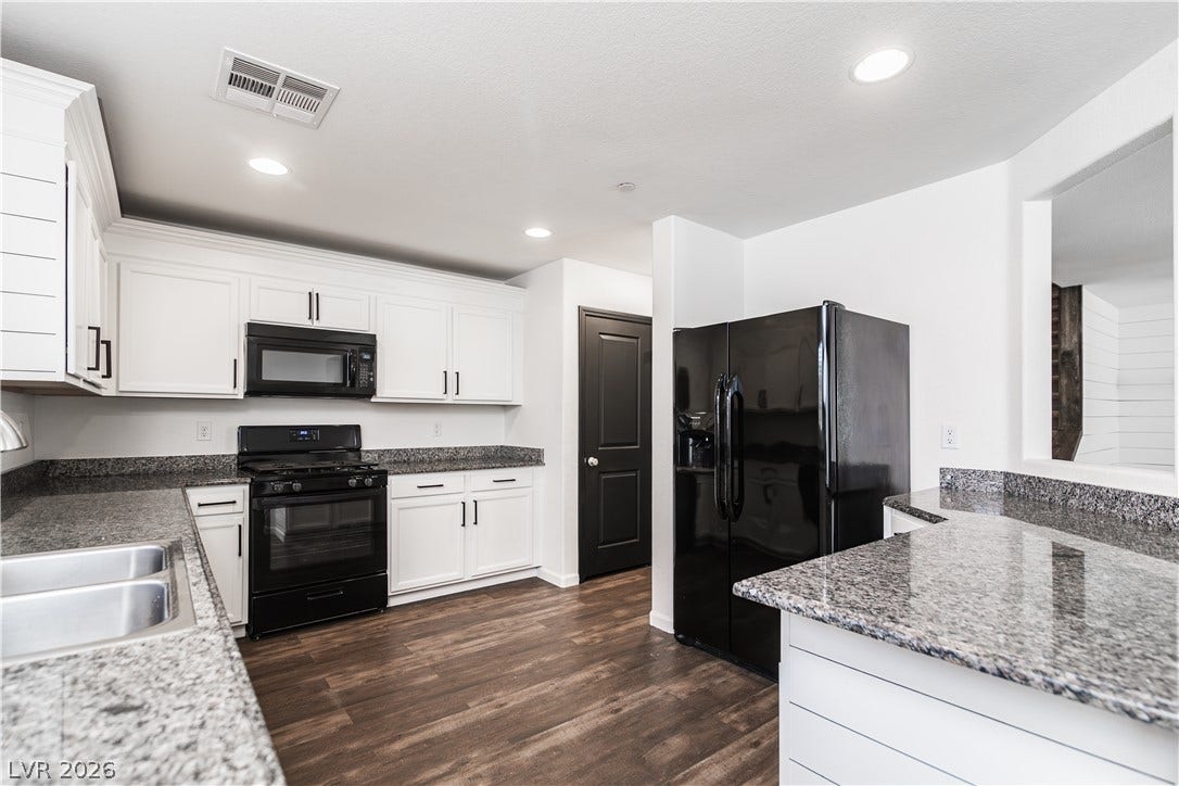 989 Harbor Avenue, Henderson, NV 89002 989 Harbor Avenue, Henderson, NV 89002
