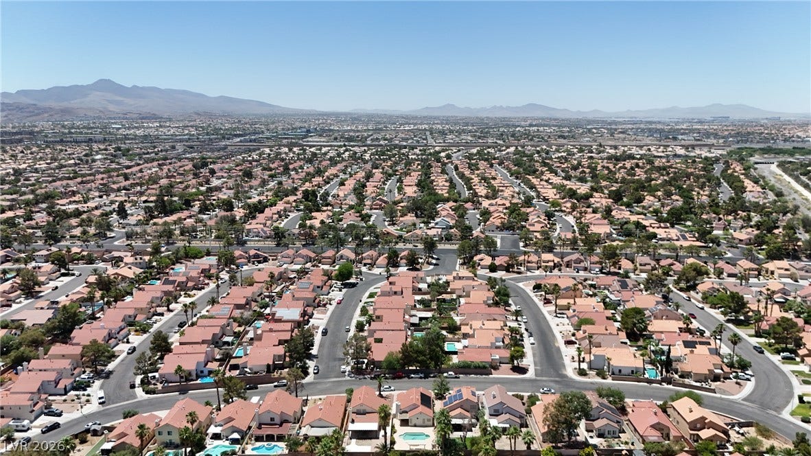 2712 Strathmoor Drive, Henderson, NV 89074 2712 Strathmoor Drive, Henderson, NV 89074