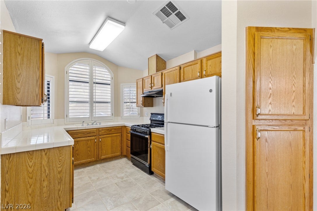 2712 Strathmoor Drive, Henderson, NV 89074 2712 Strathmoor Drive, Henderson, NV 89074