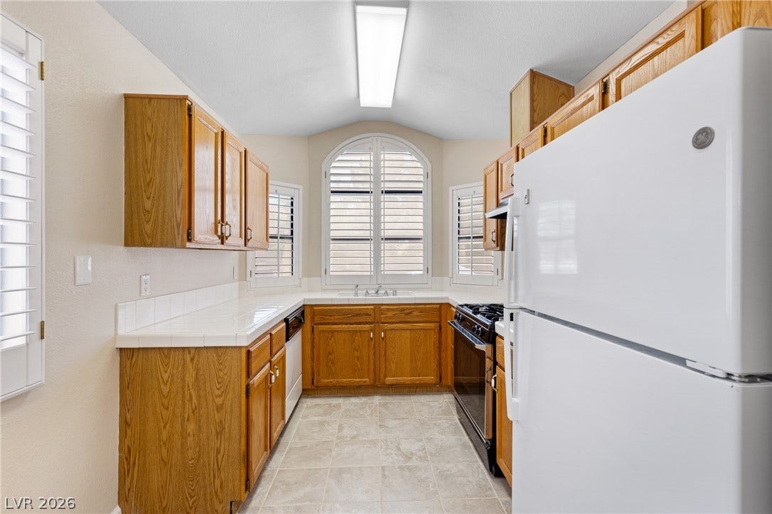 2712 Strathmoor Drive, Henderson, NV 89074 2712 Strathmoor Drive, Henderson, NV 89074