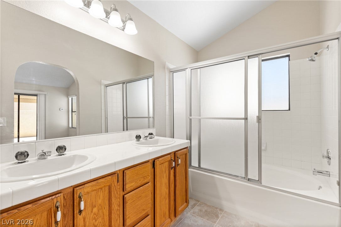 2712 Strathmoor Drive, Henderson, NV 89074 2712 Strathmoor Drive, Henderson, NV 89074