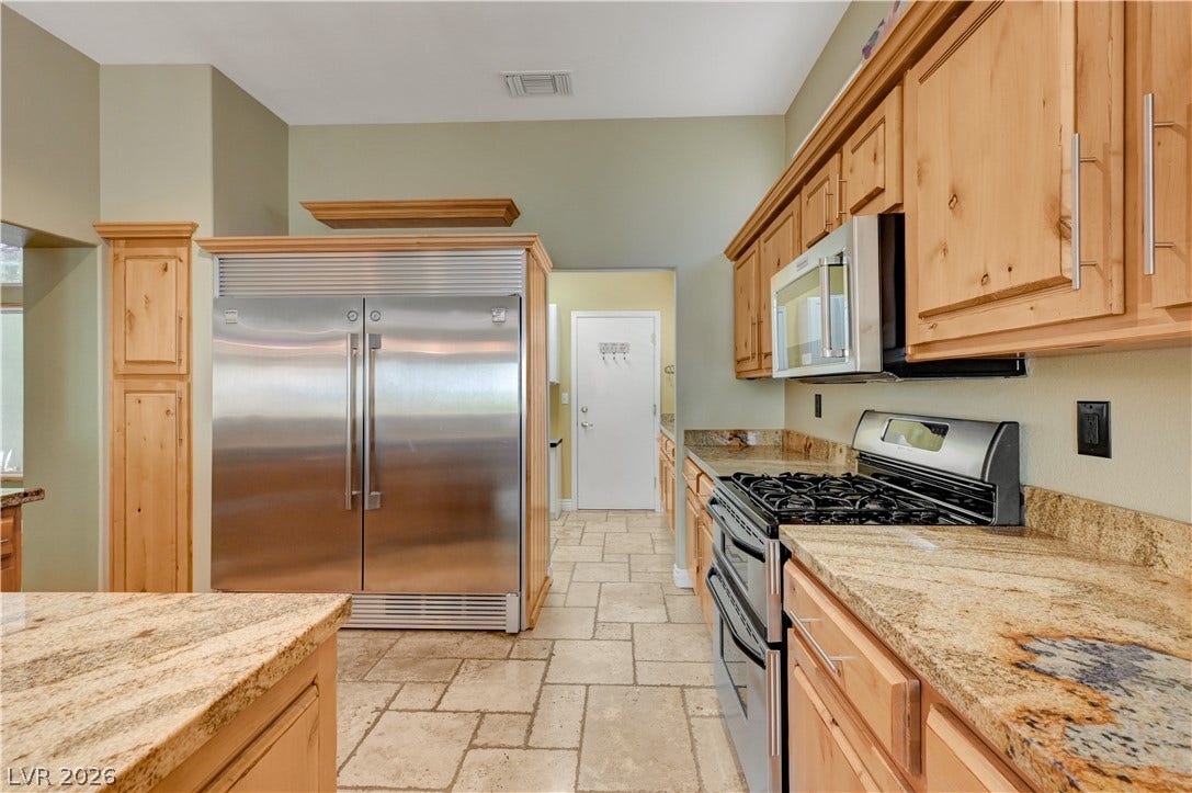 2533 Banora Point Drive, Las Vegas, NV 89134 2533 Banora Point Drive, Las Vegas, NV 89134