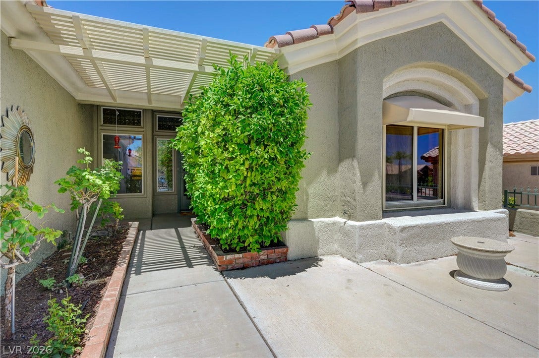 2533 Banora Point Drive, Las Vegas, NV 89134 2533 Banora Point Drive, Las Vegas, NV 89134