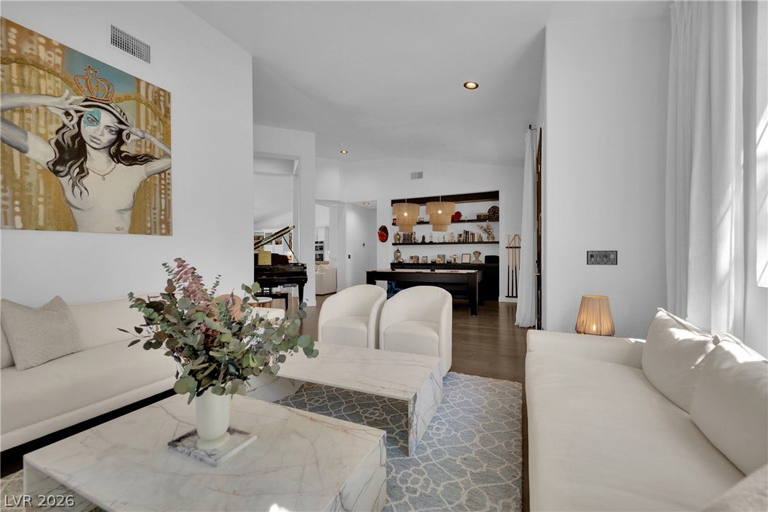 2516 Serenity Hollow Drive, Henderson, NV 89052 Warm-Gathering Spaces.