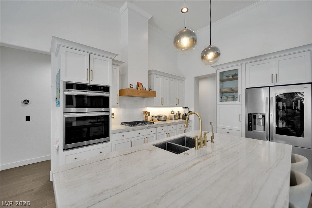 2516 Serenity Hollow Drive, Henderson, NV 89052 Gorgeous Quartz Counters