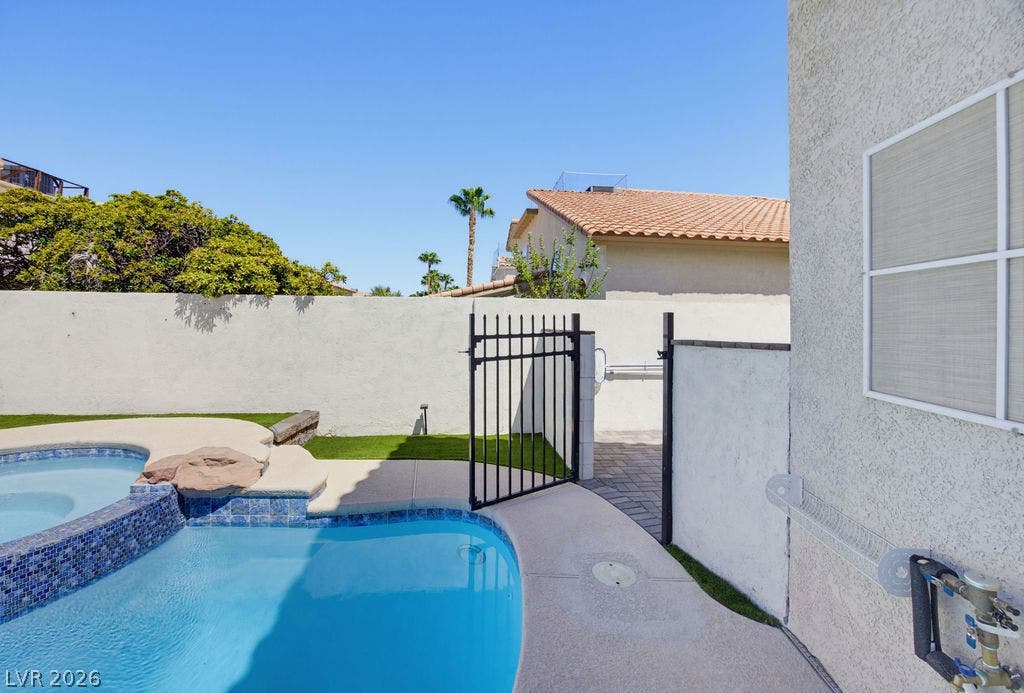 7424 Alcove Glen Court, Las Vegas, NV 89129 7424 Alcove Glen Court, Las Vegas, NV 89129