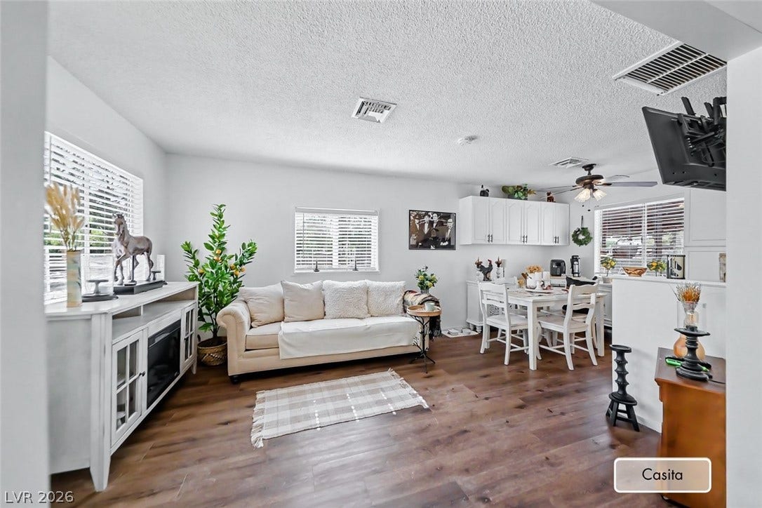 An airy, open layout connecting the main living and dining areas.