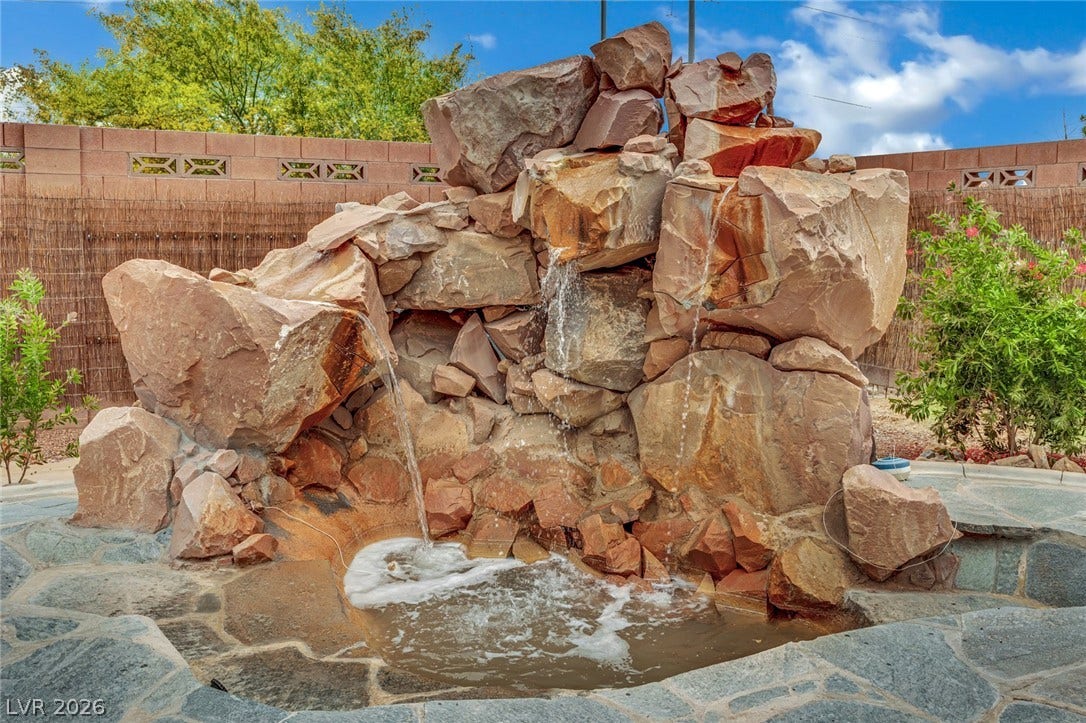 9180 Mohawk Street, Las Vegas, NV 89139 Water Feature at back yard