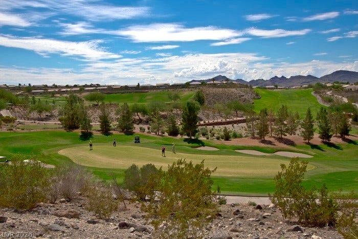 2141 Colvin Run Drive, Henderson, NV 89052 Sun City Anthem has two golf courses for residents to enjoy!