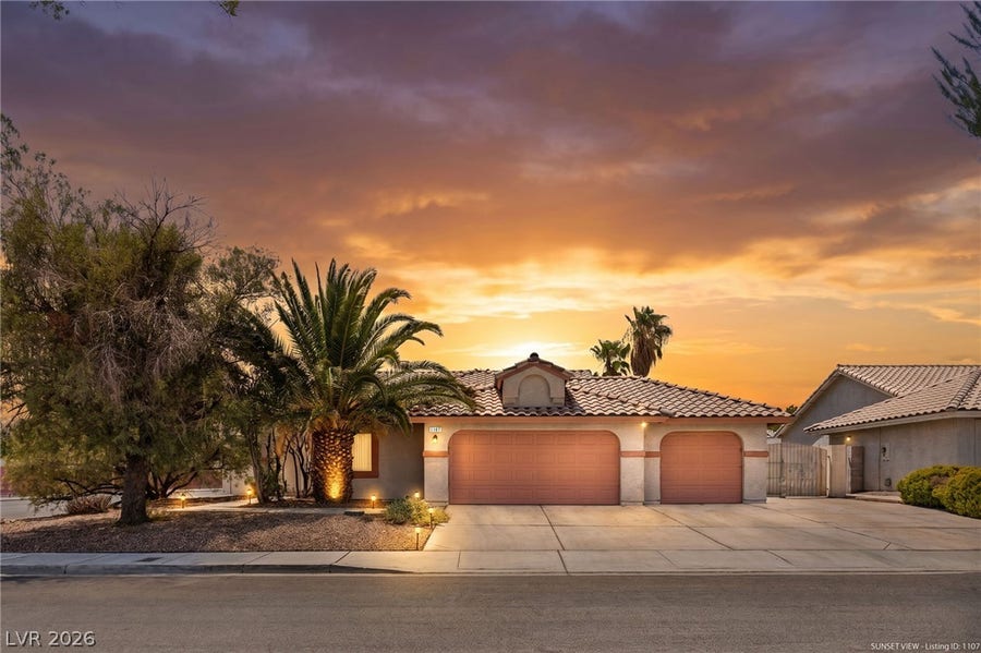 1107 Mount Everest Court Las Vegas, NV 89110 4 Bed 2 Baths 1,789 sq ft