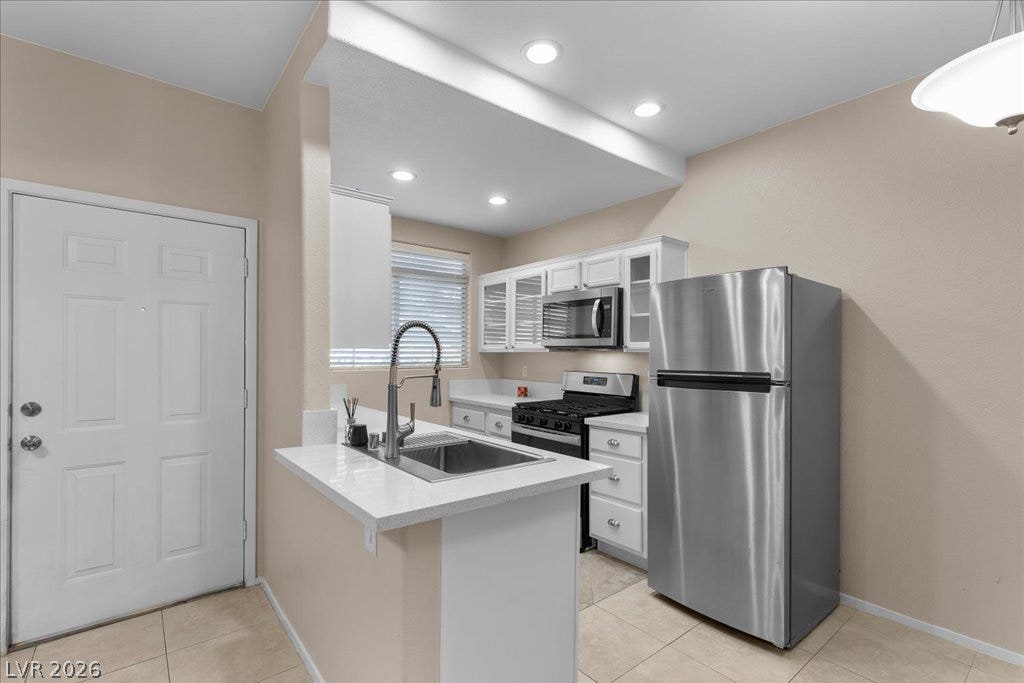 2201 Ramsgate Drive, #818, Henderson, NV 89074 2201 Ramsgate Drive, #818, Henderson, NV 89074