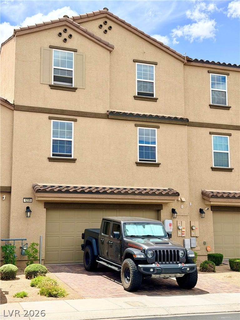 1235 Raritan Place, Henderson, NV 89002 1235 Raritan Place, Henderson, NV 89002