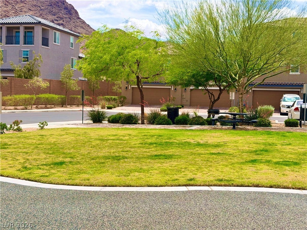 1235 Raritan Place, Henderson, NV 89002 1235 Raritan Place, Henderson, NV 89002