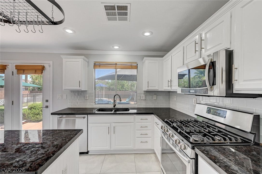 3720 Russell Peterson Court, Las Vegas, NV 89129 3720 Russell Peterson Court, Las Vegas, NV 89129