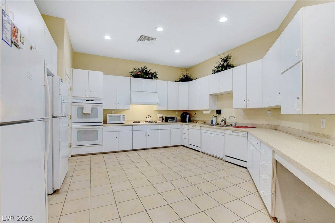 3720 Russell Peterson Court, Las Vegas, NV 89129 3720 Russell Peterson Court, Las Vegas, NV 89129