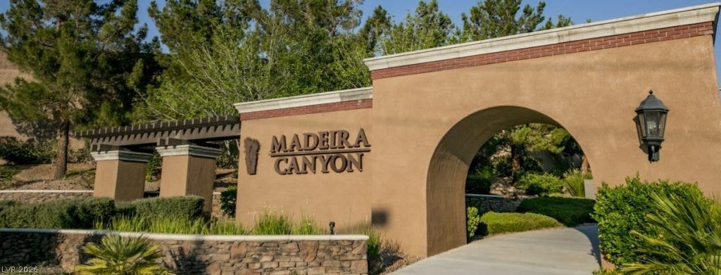 2828 Josephine Drive, Henderson, NV 89044 Elegant entrance archway welcomes you to the serene Madeira Canyon community.