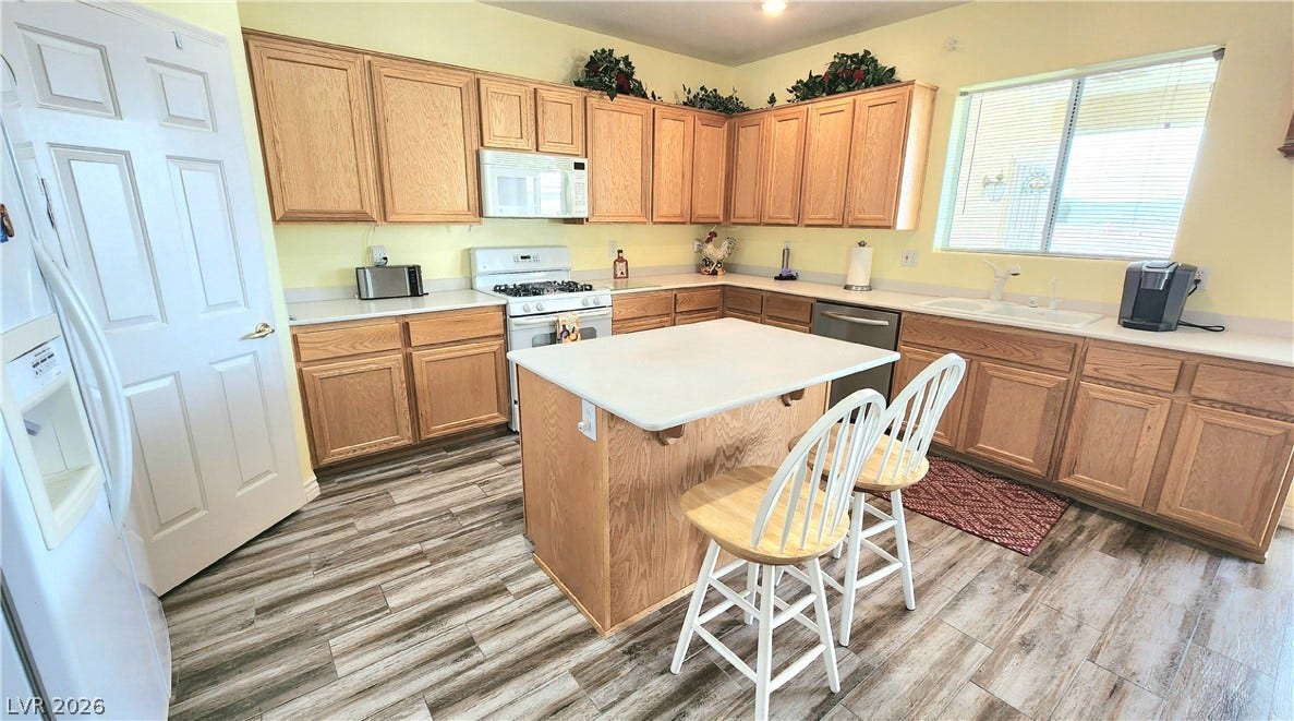 2077 Wildwood Lake Street, Henderson, NV 89052